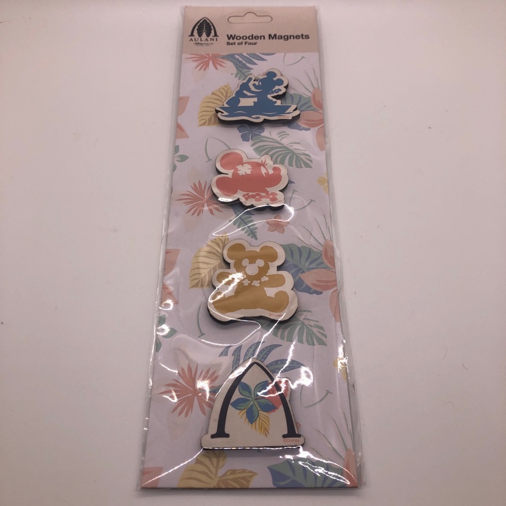 Disney Aulani Wooden Magnets